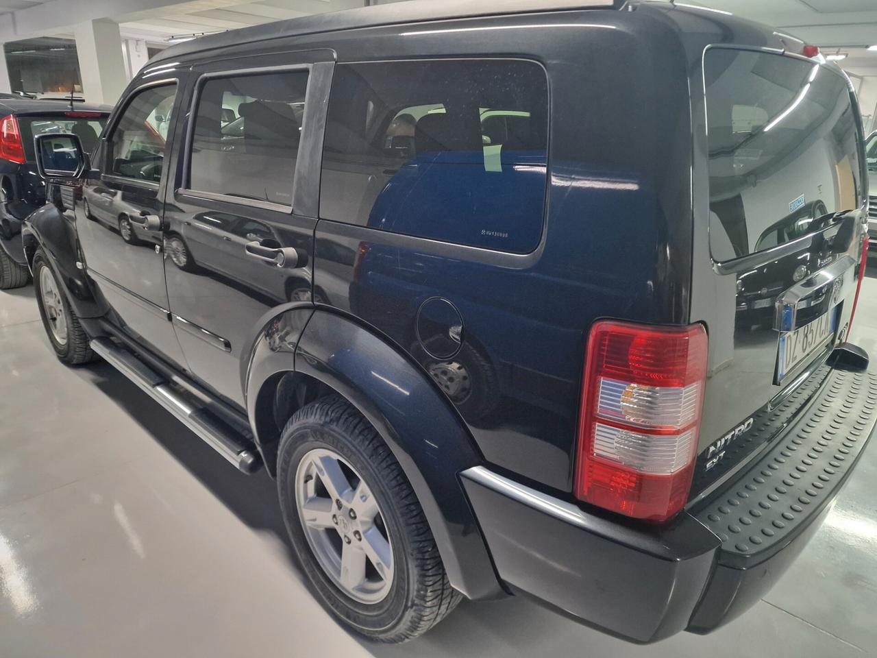 Dodge Nitro 2.8 CRD SXT 4WD Auto