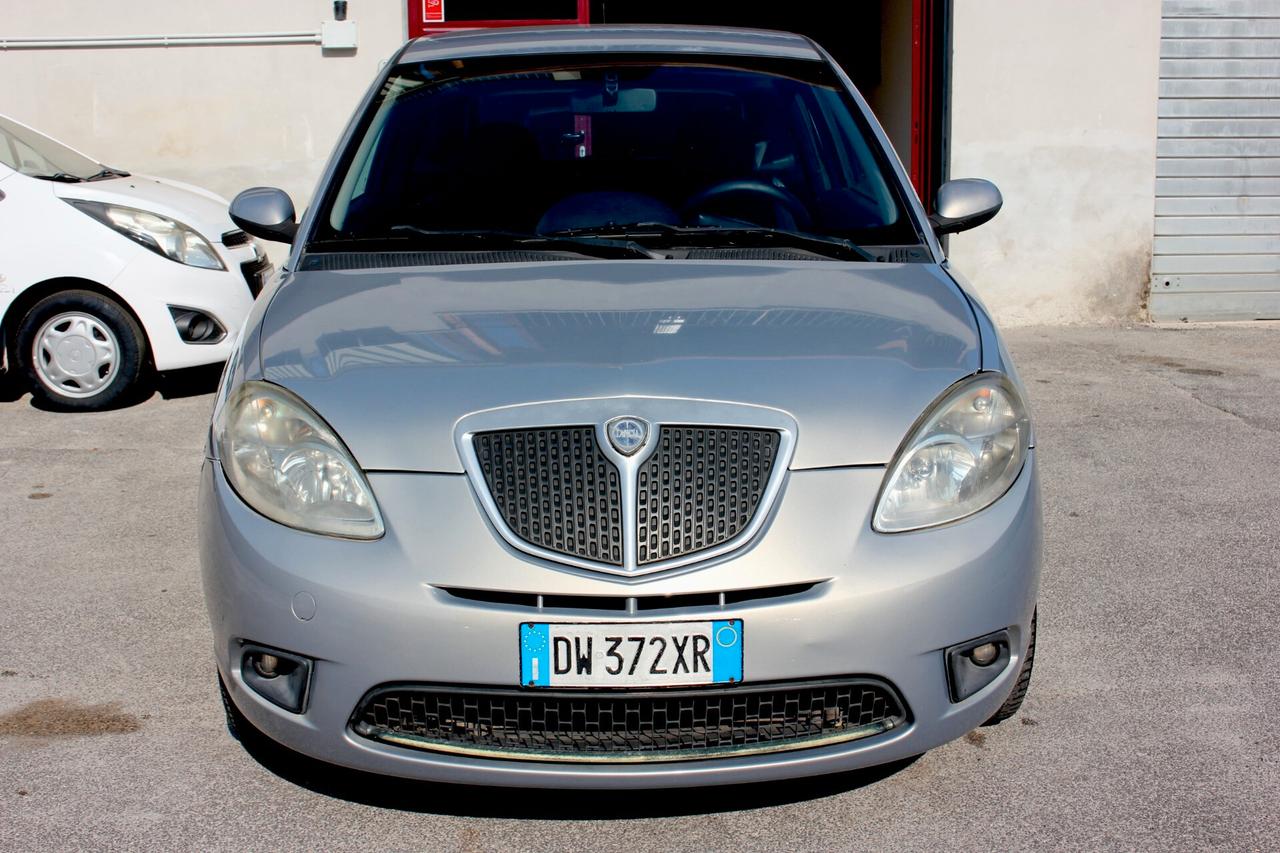 Lancia Ypsilon 1.2 FIRE 60 CV DISTRIBUZIONE FATTA TAGLIANDATA NEOPATENTATI OK