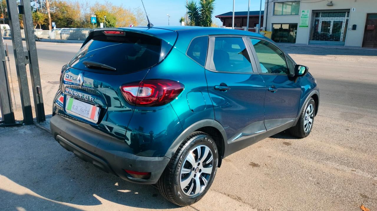 Renault Captur dCi 8V 90 CV EDC Sport Edition2