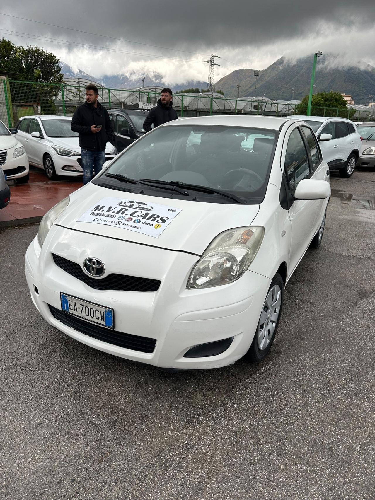 Toyota Yaris 1.0 5 porte Sol