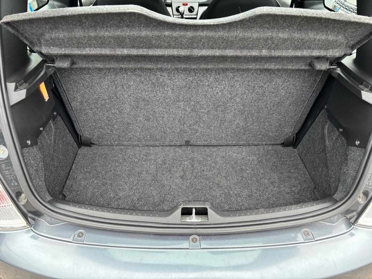 Lancia Ypsilon 1.2 69 CV Unyca OK Neopatentati