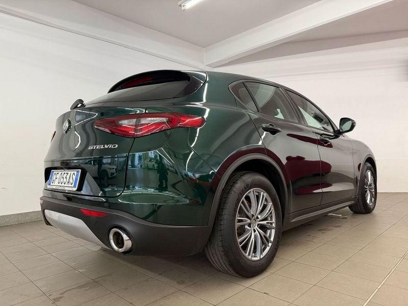 Alfa Romeo Stelvio 2.2 Turbodiesel 160 CV AT8 RWD Business AUTOCARRO