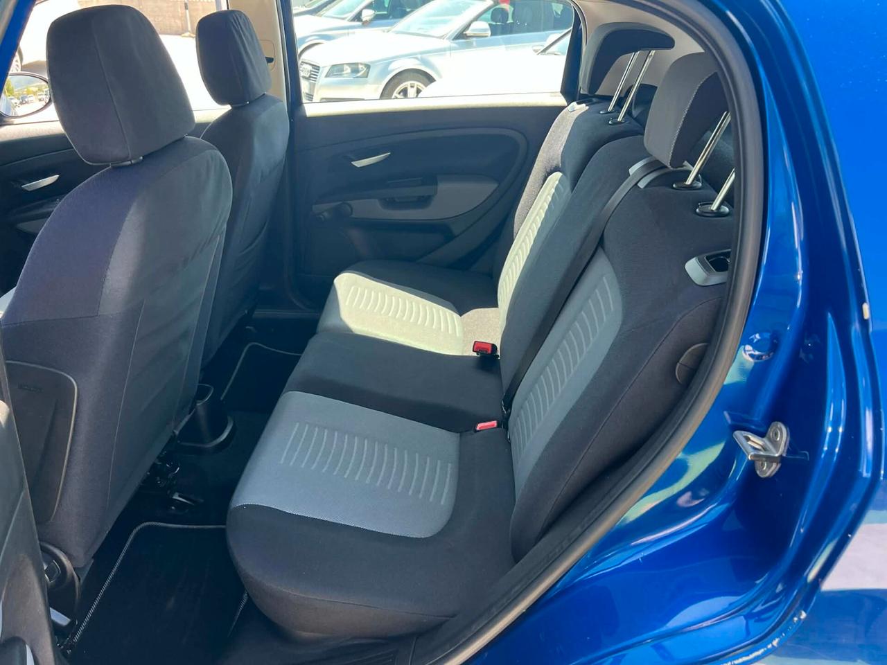 Fiat Grande Punto 1.3 MJT 90 CV -C.automatico- LEGGI NOTE