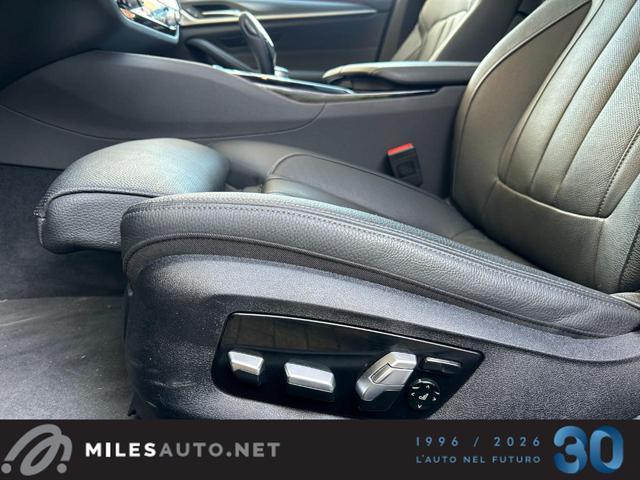 BMW 520 d 48V M Sport Laser Sedili ventilati Panorama