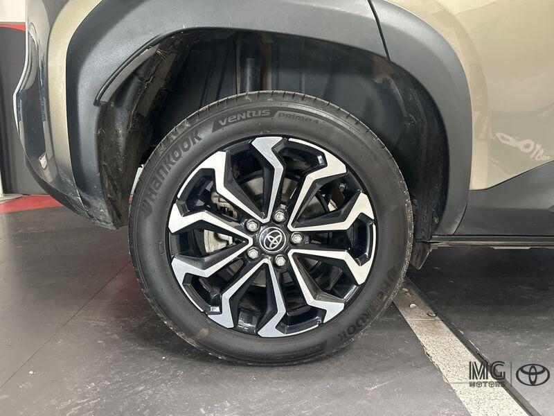 Toyota Yaris Cross 1.5 Hybrid 5p. E-CVT AWD-i Trend