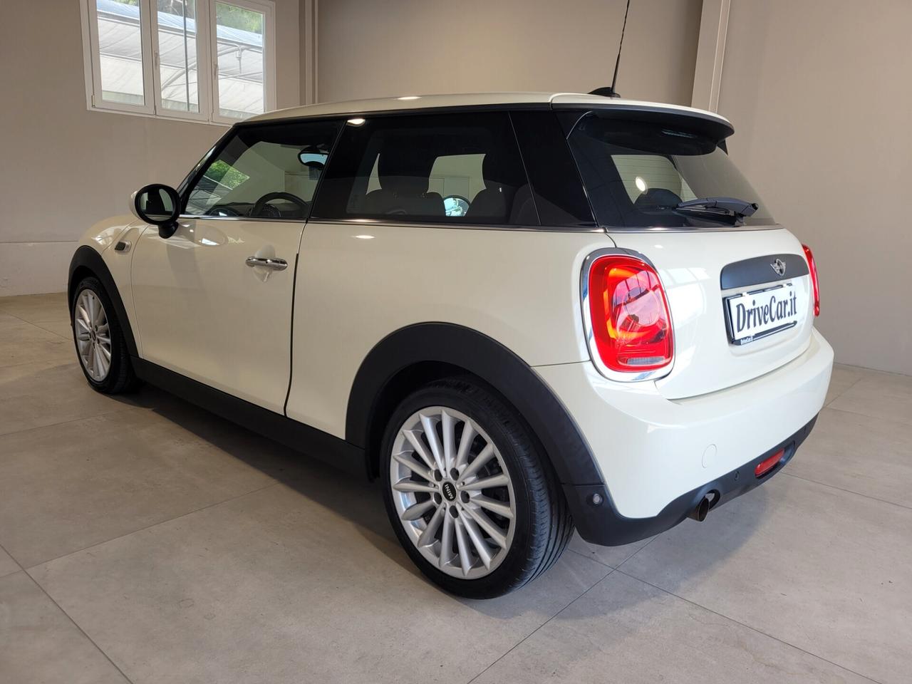 Mini One 1.5 STEPTRONIC 3 PORTE LED NAVI PELLE C 17"