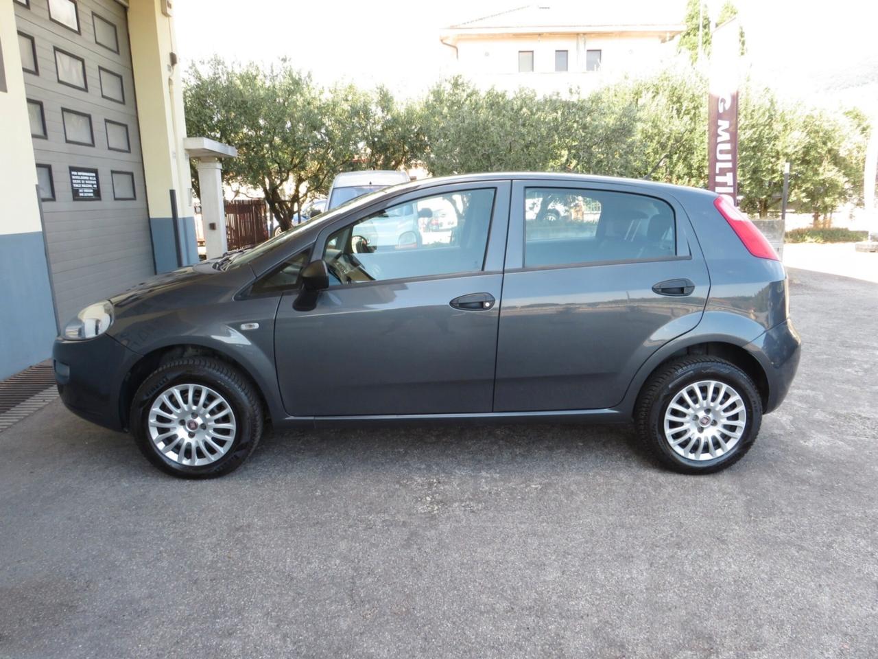 Fiat Punto 1.4 8V 5 porte Natural Power Street