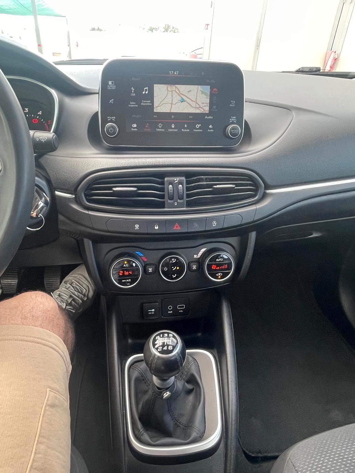 Fiat Tipo 1.6 Mjt S&S SW Lounge