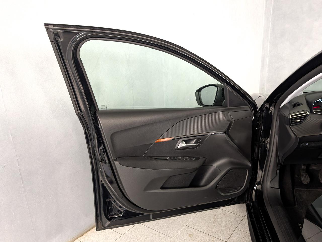 Peugeot 208 1.2 puretech 75cv Active