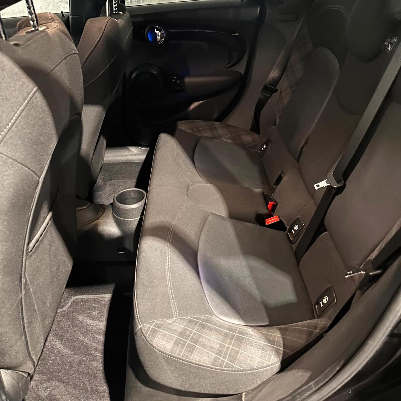 Mini 2.0 Cooper SD aut. 5 porte JOHN WORKS