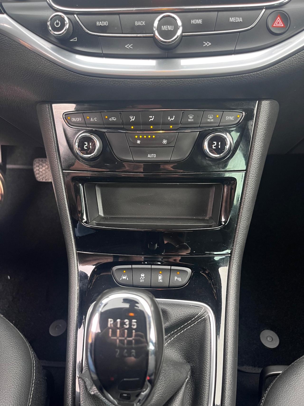 Opel Astra 1.4 Turbo 110CV EcoM Sports Tourer Innovation