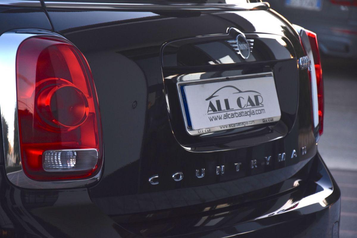 Mini Countryman Cooper D Business 150cv Aut.