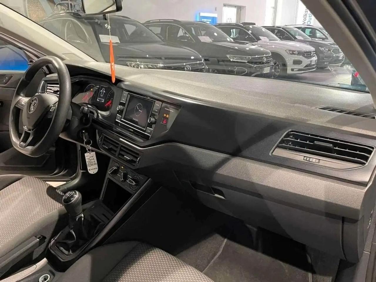 Volkswagen Polo 6ª serie 1.6 TDI 5p Trendline BlueMotion Techno