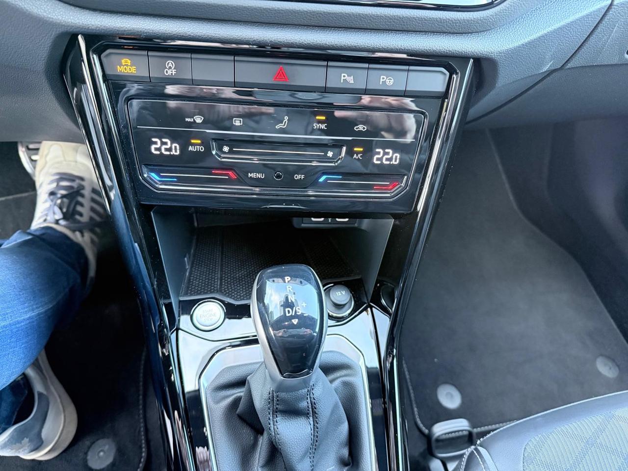 Volkswagen T-Roc 1.5 tsi R-Line dsg