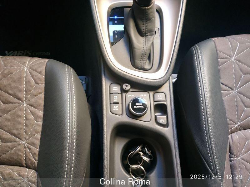 Toyota Yaris Cross Yaris Cross 1.5 Hybrid 5p. E-CVT AWD-i Lounge