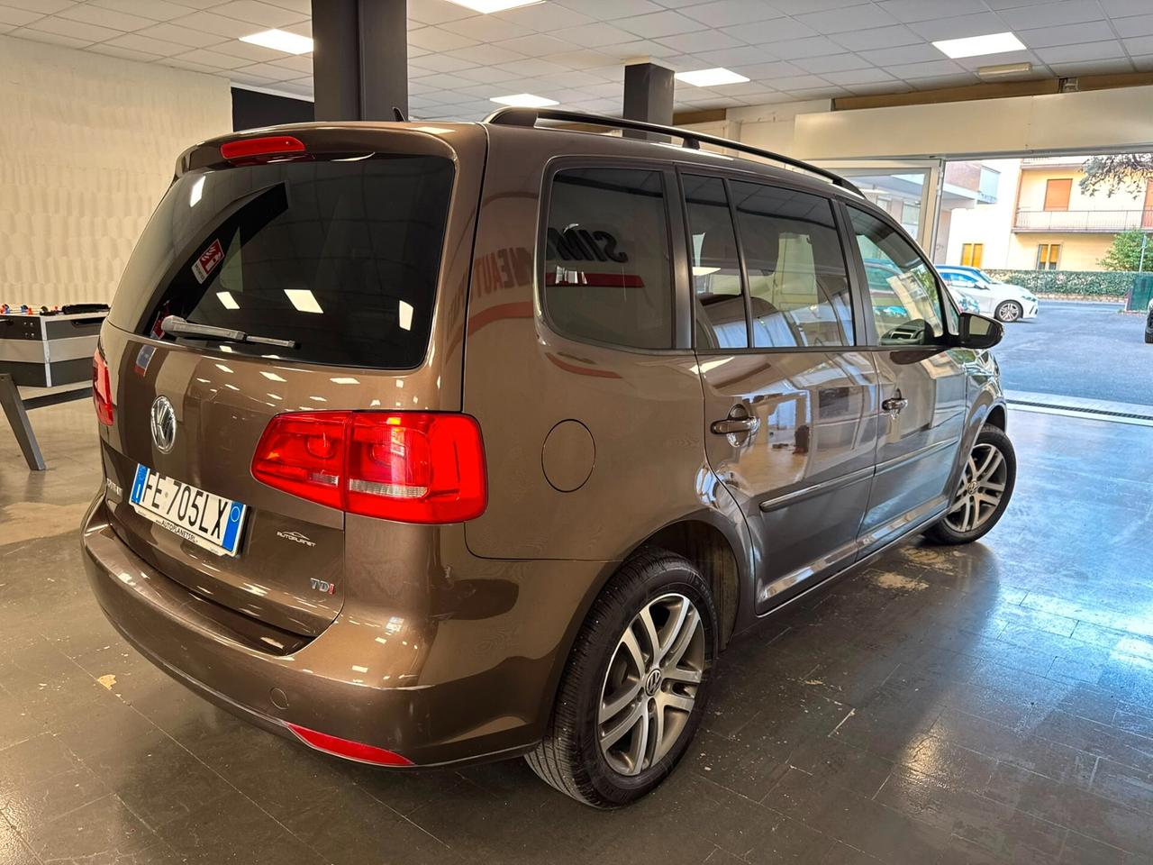 Volkswagen Touran Business 1.6 TDI DSG Comfortline
