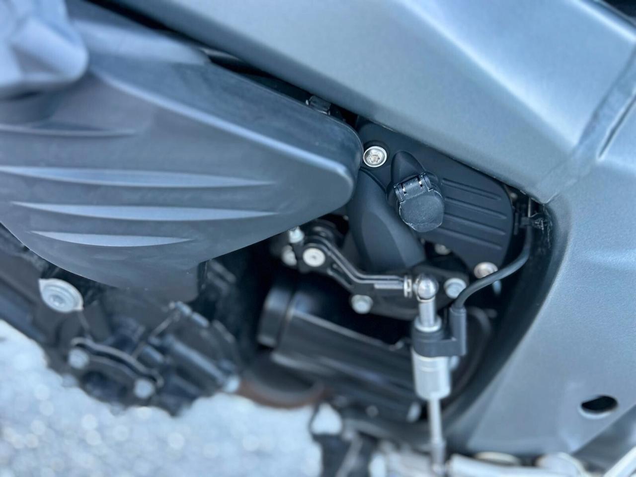 Bmw K 1300 R ABS ASC