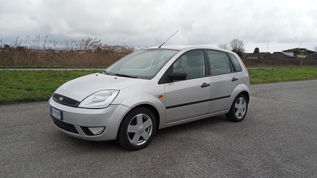 Ford Fiesta 1.2 16V benzina 5p.