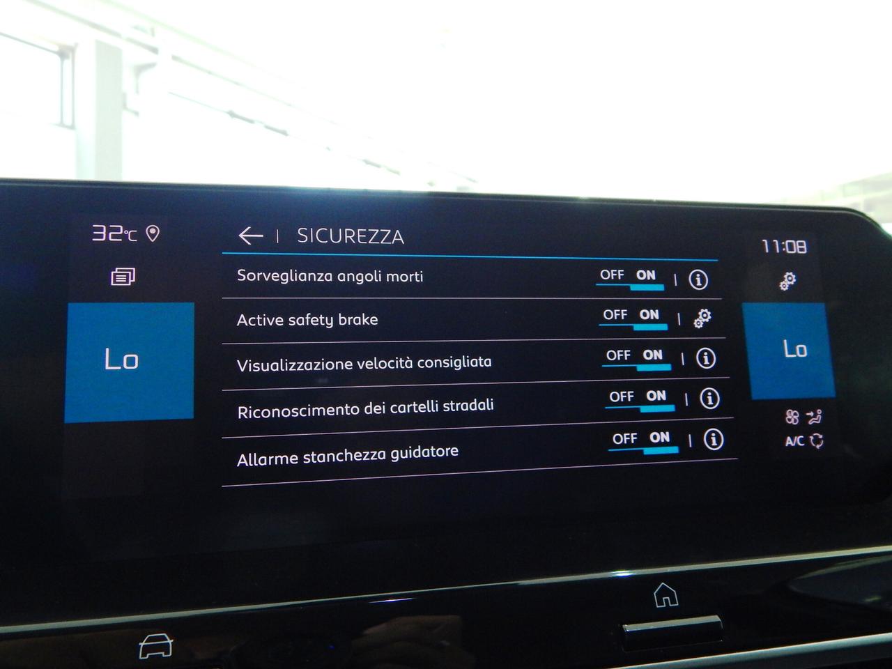Citroen C4 1.5 bluehdi Shine S&S NAVI-PELLE-PARK-KAMERA