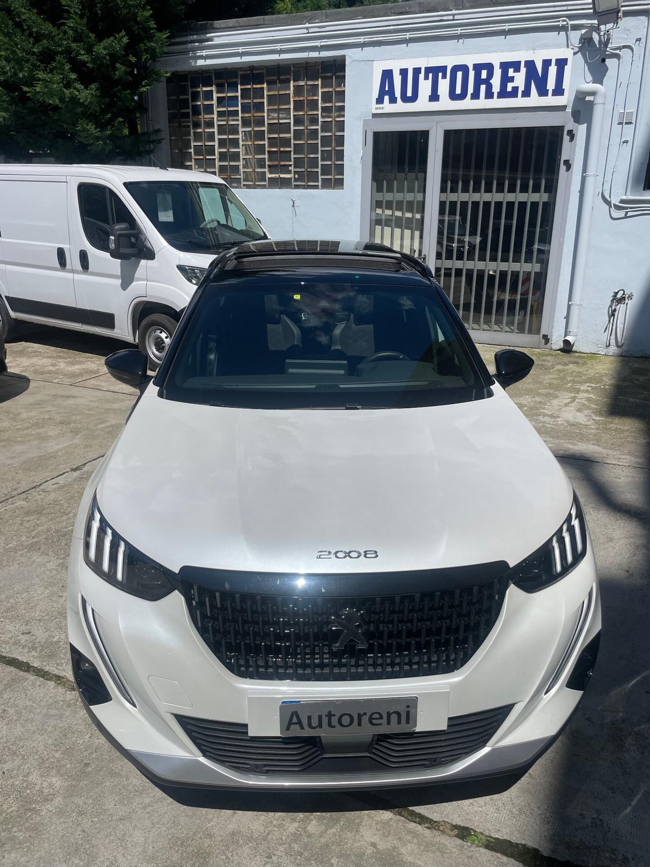 Peugeot 2008 PureTech 130 S&S Allure Pack