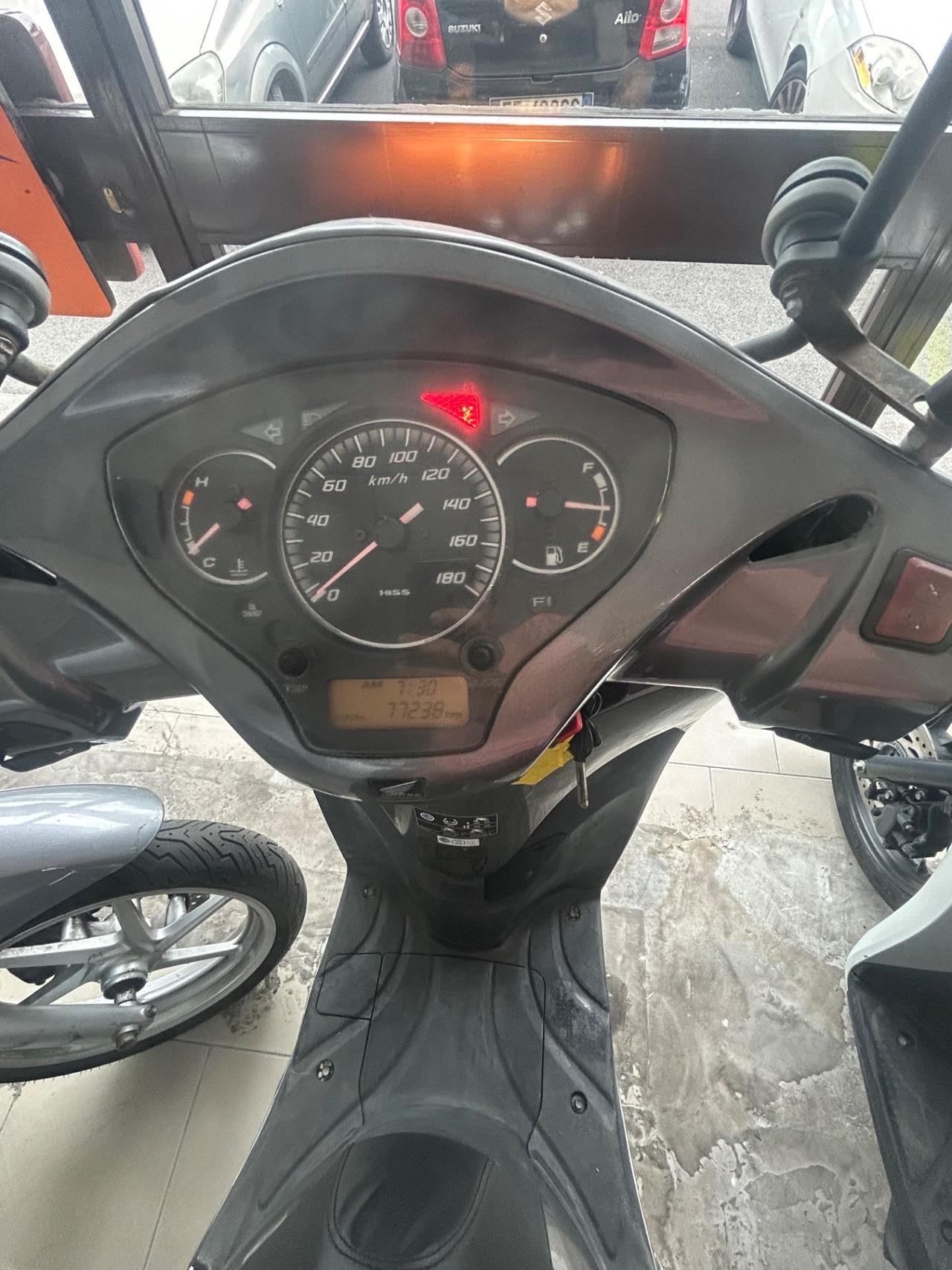 Honda SH 300