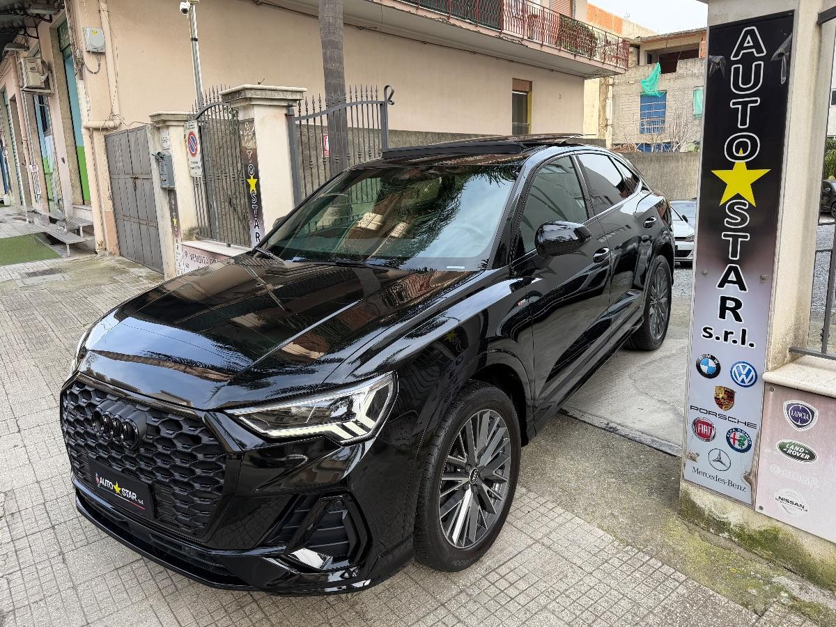 Audi Q3 Sportback 40 TDI Quattro S-line Identity Black 200 CV