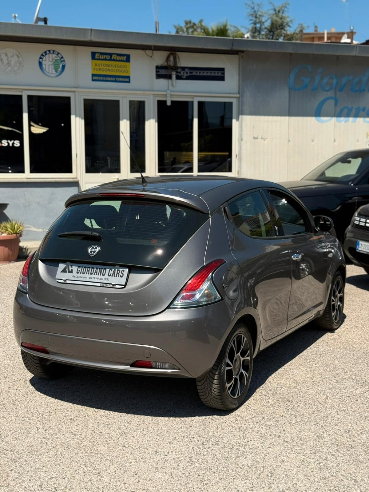 Lancia Ypsilon 1.2 GPL Gold