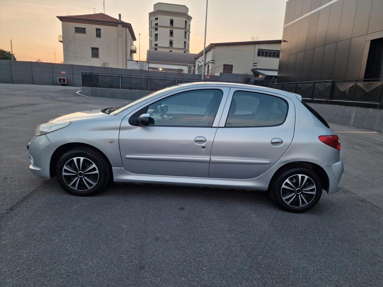 Peugeot 206 Plus 1.1 60CV 5p. Trendy ECO GPL