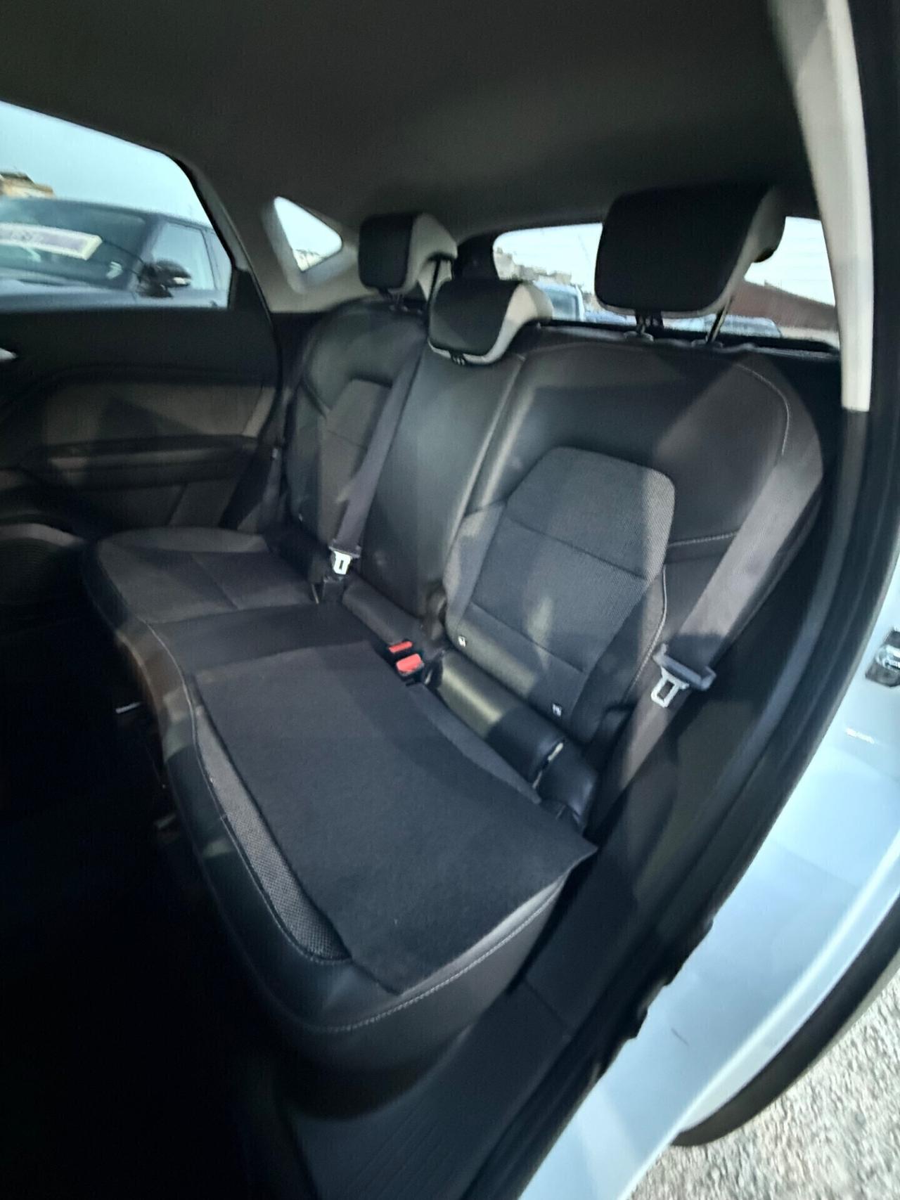Renault Captur TCe 90 CV Intens