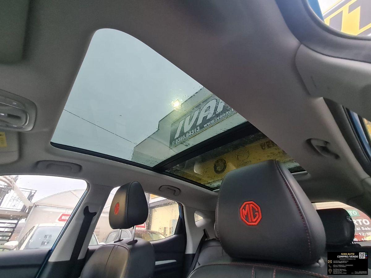 MG ZS Luxury Benzina-Anno 2022