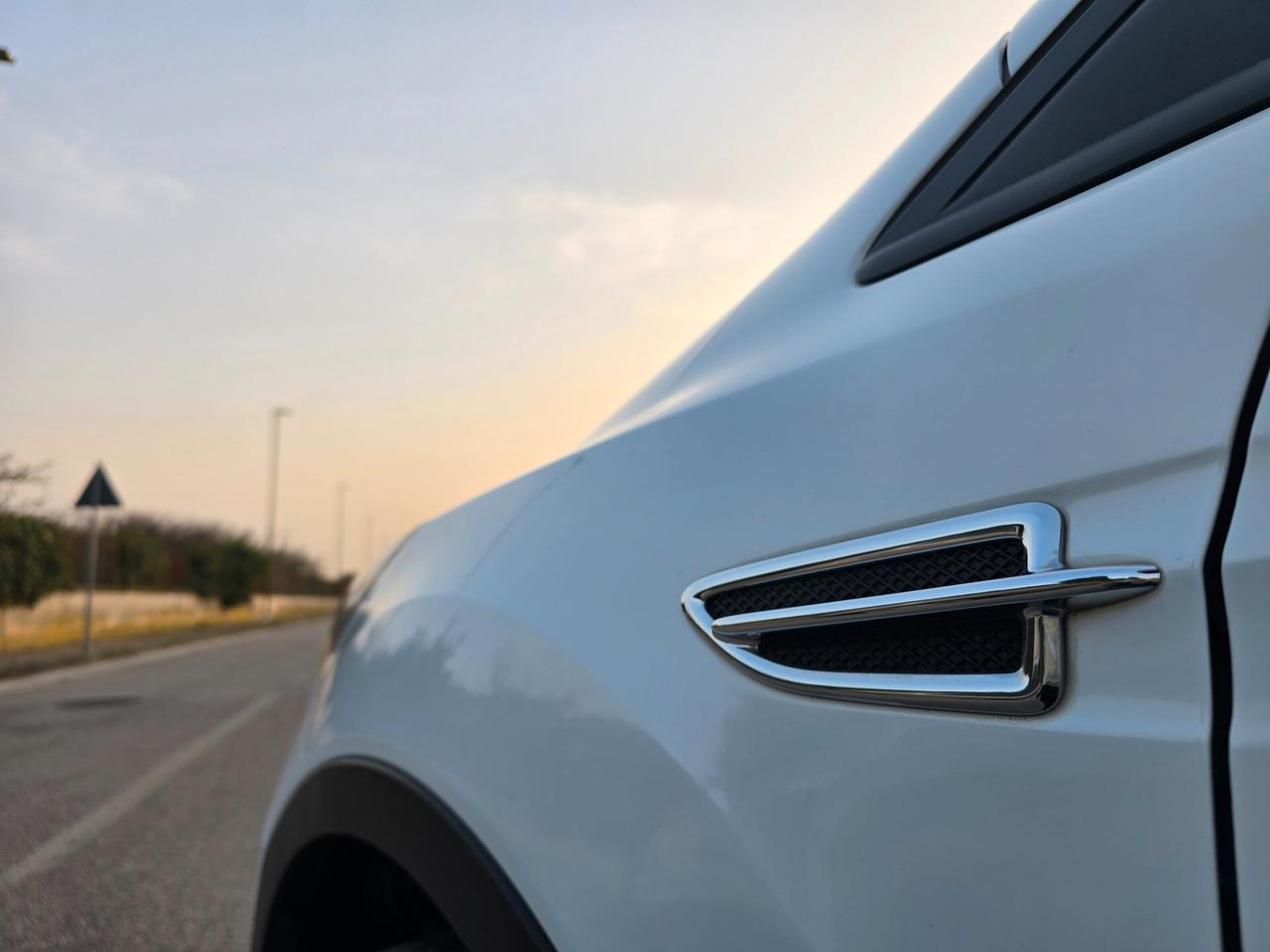 FORD KUGA TITANIUM RESTYLING PERFETTA DI TUTTO