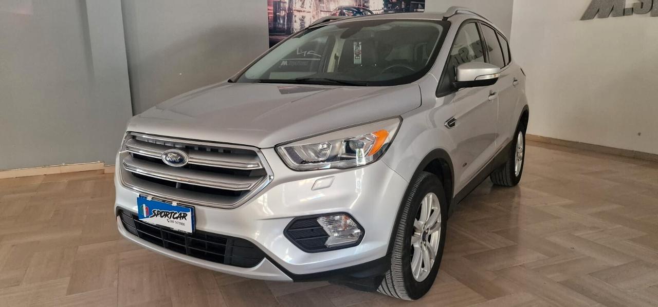 KUGA 2.0 TDCI 150 CV 4WD SUPER ACCESSORIATA