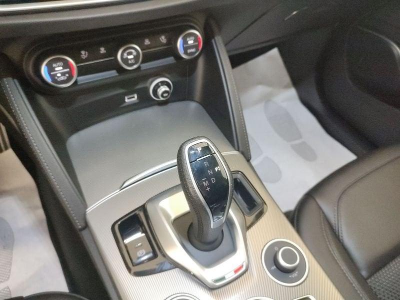 Alfa Romeo Stelvio 2.2 t Executive Q4 190cv auto