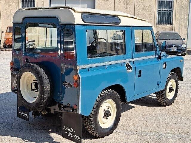 Land Rover Defender 88 2.3 d 3°s. safari 4x4 1974