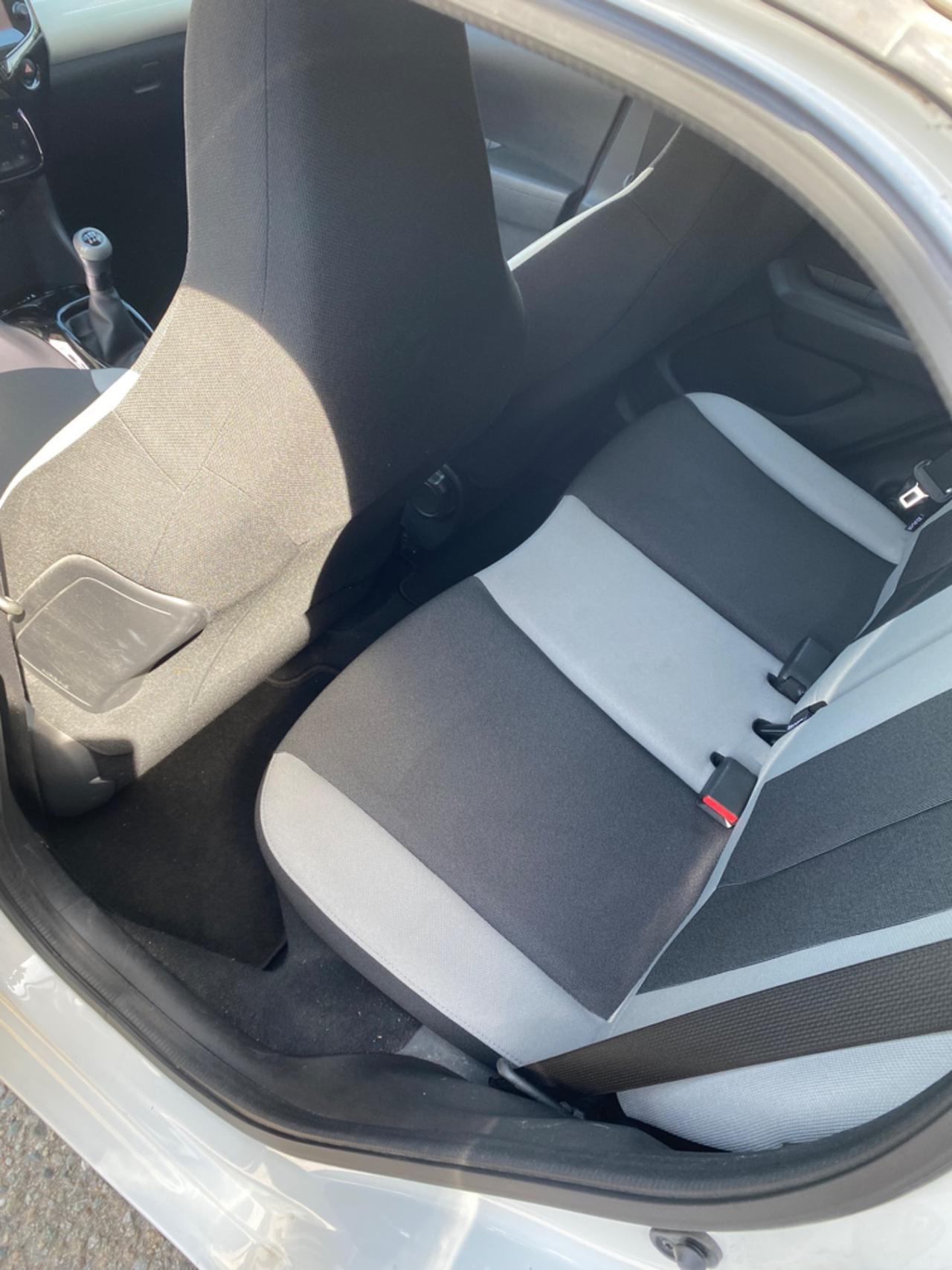 Toyota Aygo 1.0 VVT-i 69 CV 5 porte x-play