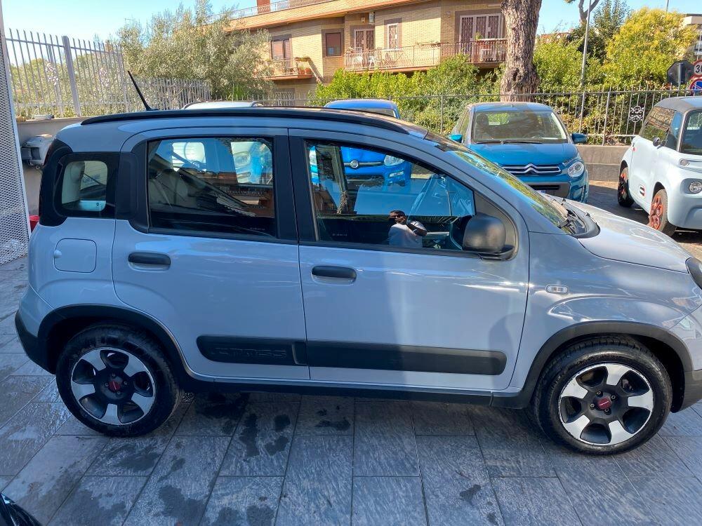 Fiat Panda 1.0 FireFly S&S Hybrid City Cross