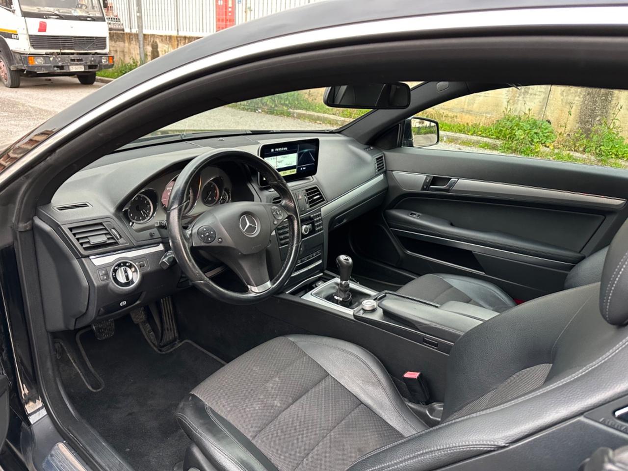 Mercedes-benz E 220 E 220 CDI Coupé BlueEFFICIENCY Executive