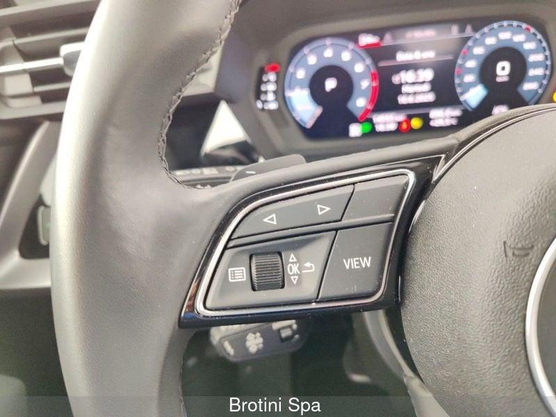 Audi A3 SPB 35 TFSI Identity Black