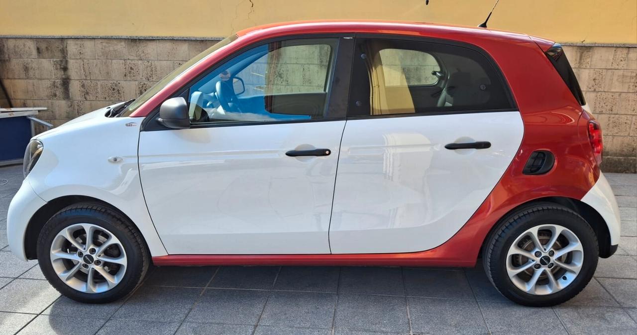 Smart ForFour 70 1.0 Youngster