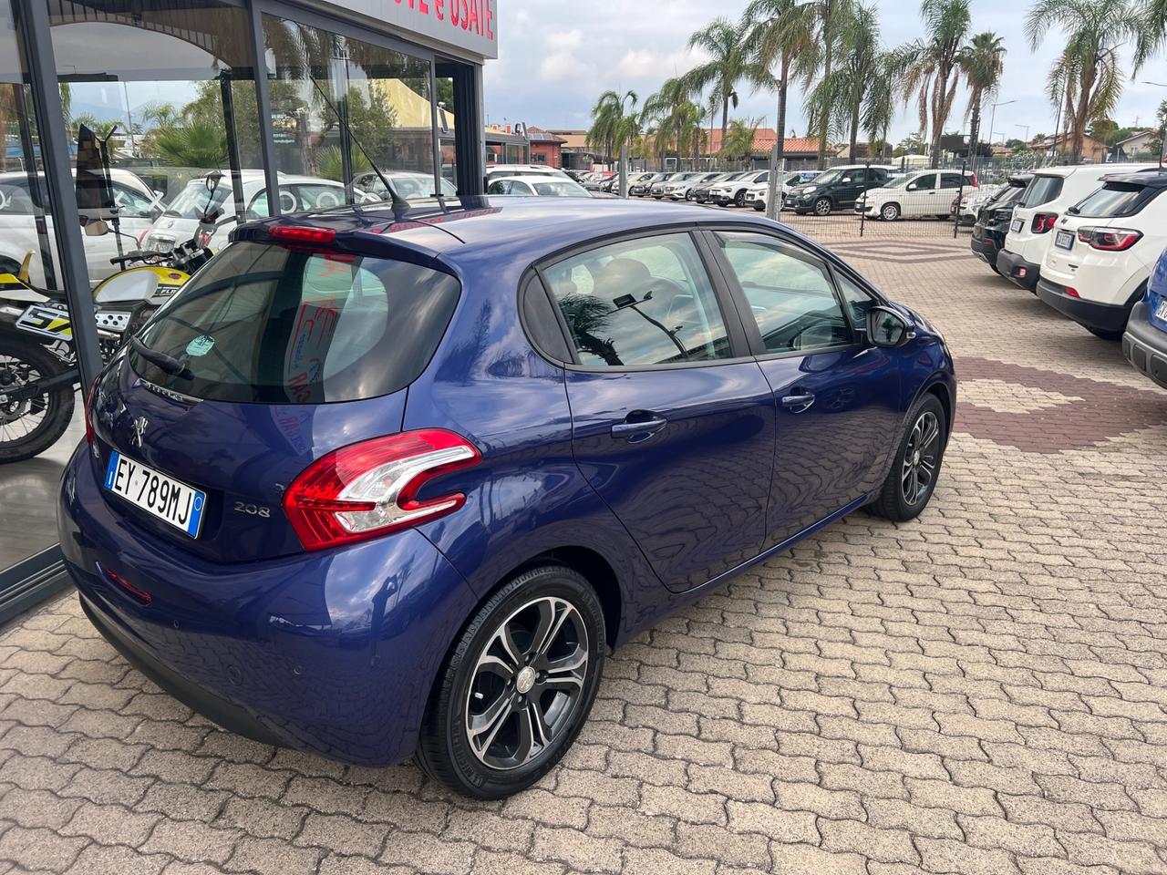 Peugeot 208 1.4 HDi 68 CV 3 porte Allure