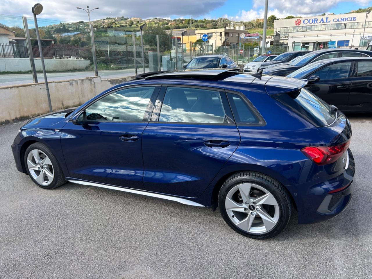 Audi A3 SPB 2.0TDI S line Edition full tetto