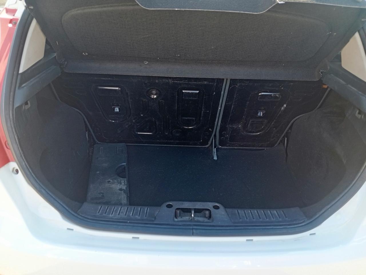 Ford Fiesta Fiesta+ 1.2 60CV 5 porte