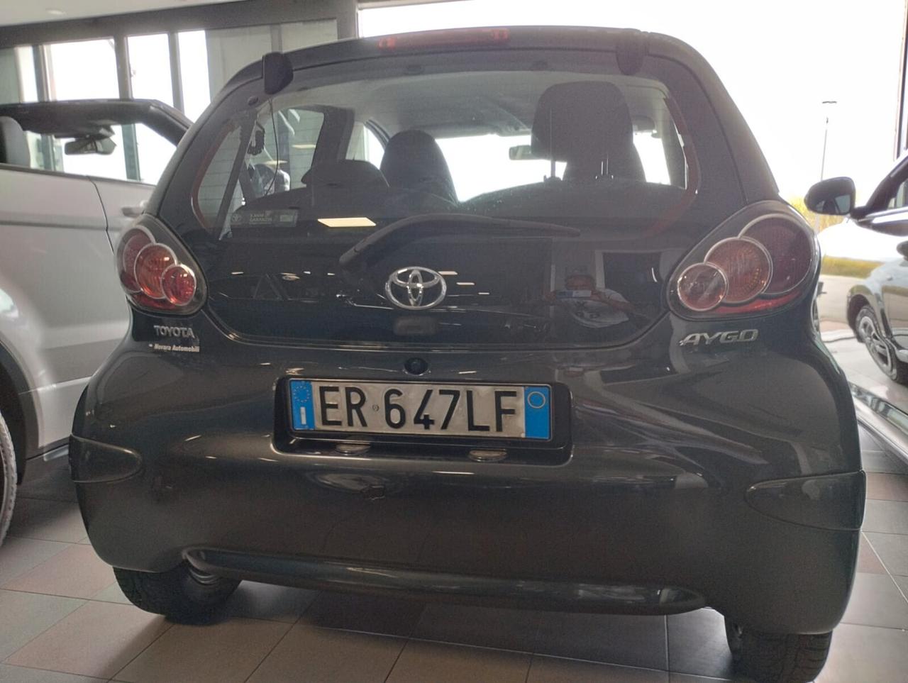 Toyota Aygo 1.0 12V VVT-i 5 porte Active Connect