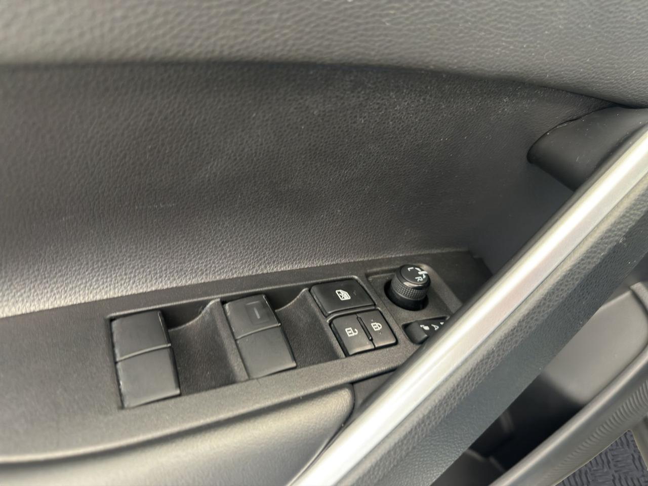 Toyota Corolla Cross 1.8h Trend fwd 140cv e-cvt