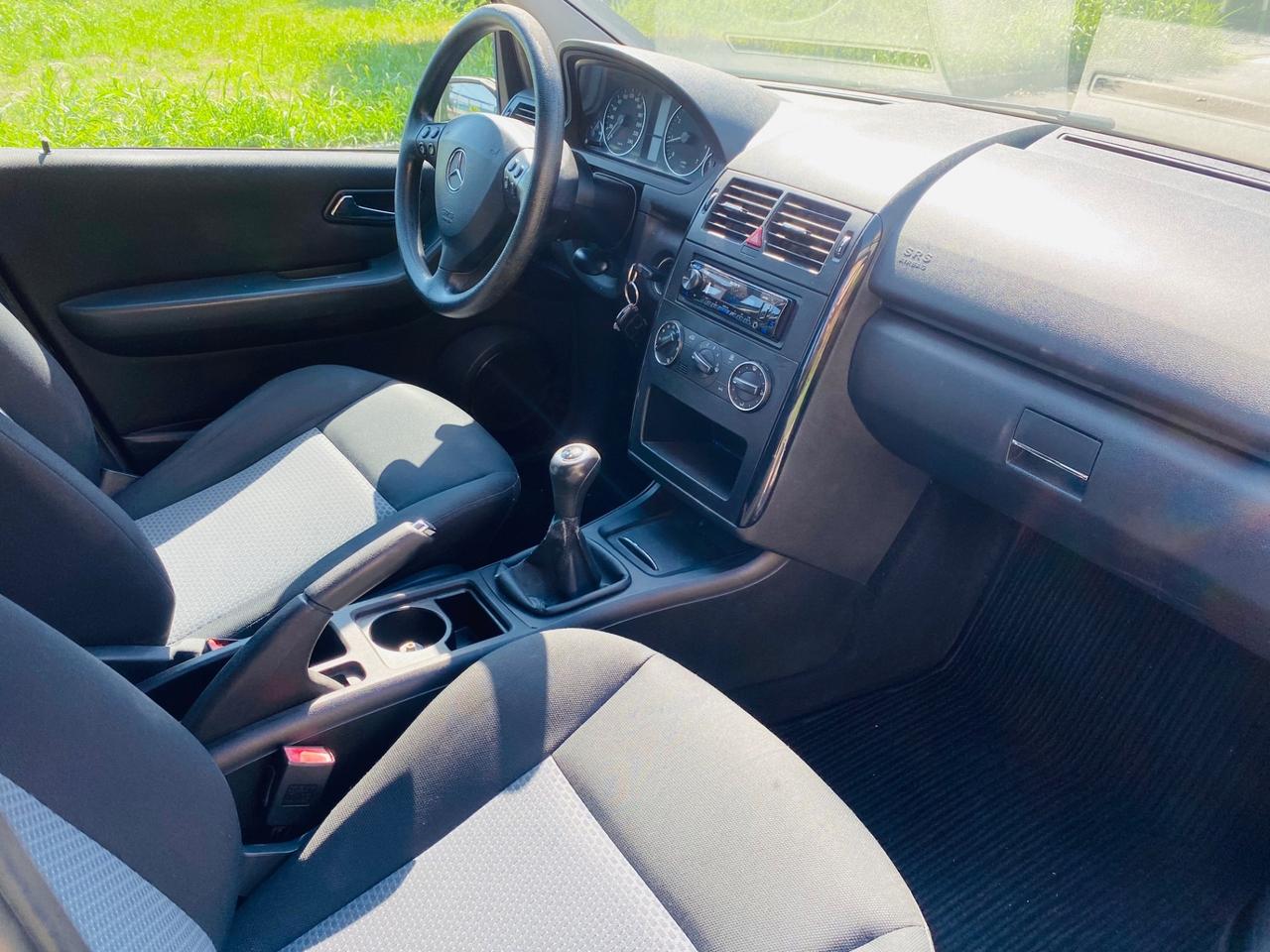Mercedes-benz A 150 Avantgarde GPL 2033 valido