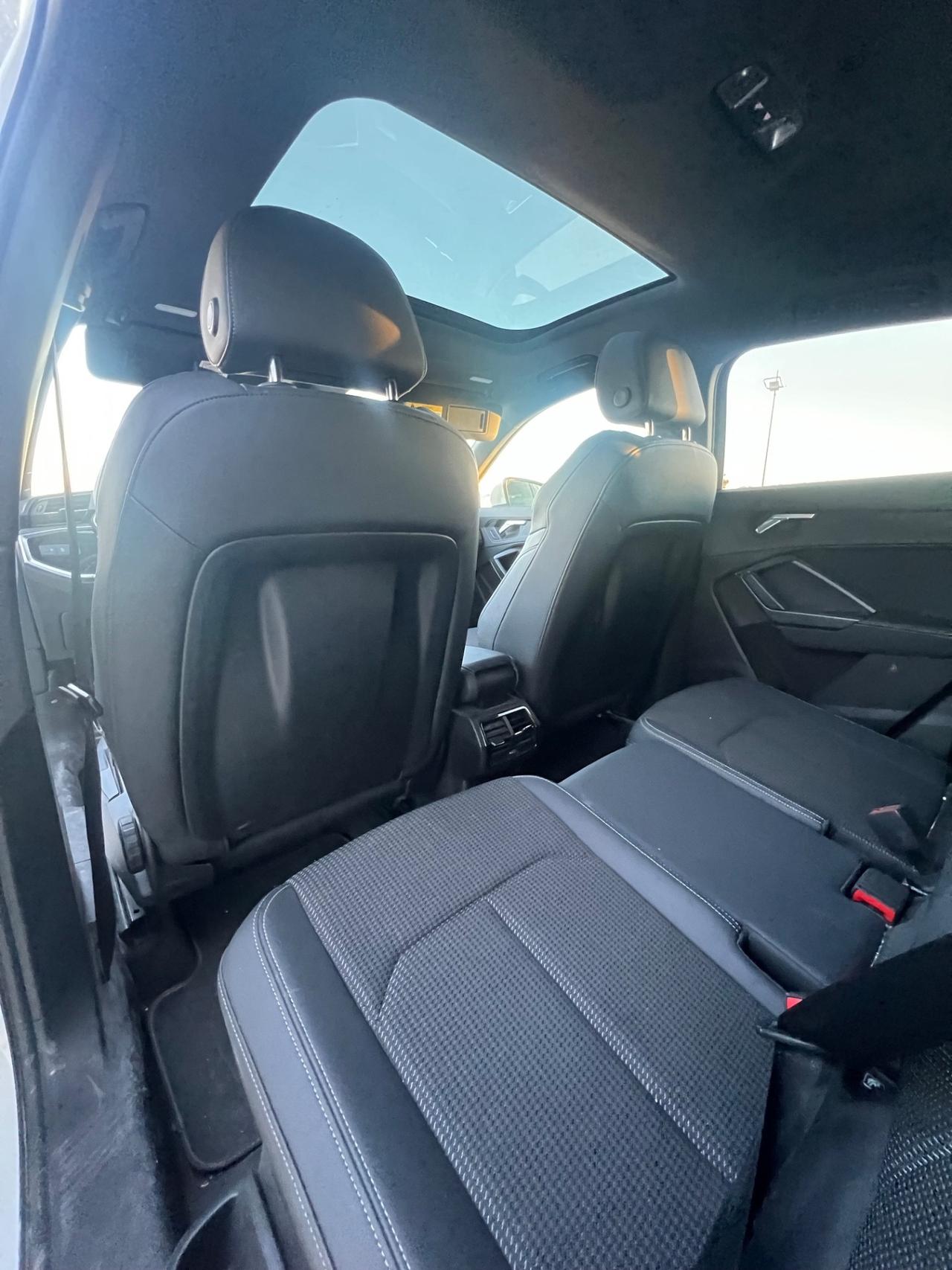Audi Q3 SPB 35 2.0 TDI S line s-tronic - ANTICIPO €6.900 NOLEGGIO NO SCORING