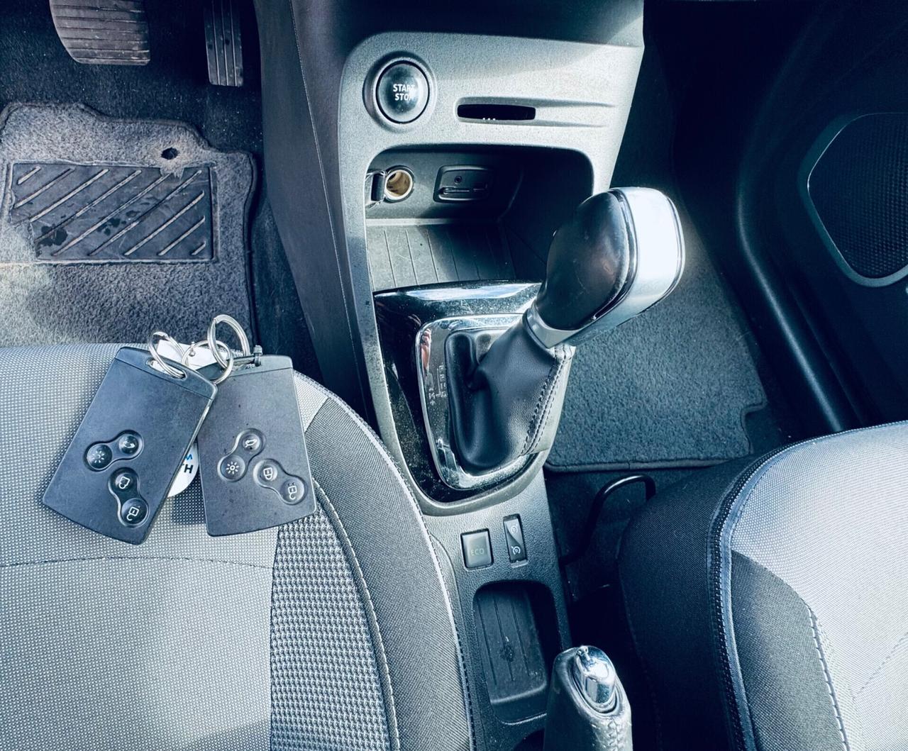 Renault Captur TCe 120 CV Automatica ok Neopatentati
