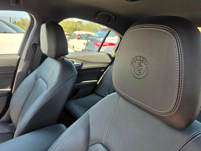 ALFA ROMEO Giulia 2.2 TD 160 AT8 Ti NAV PELLE PARK CAM