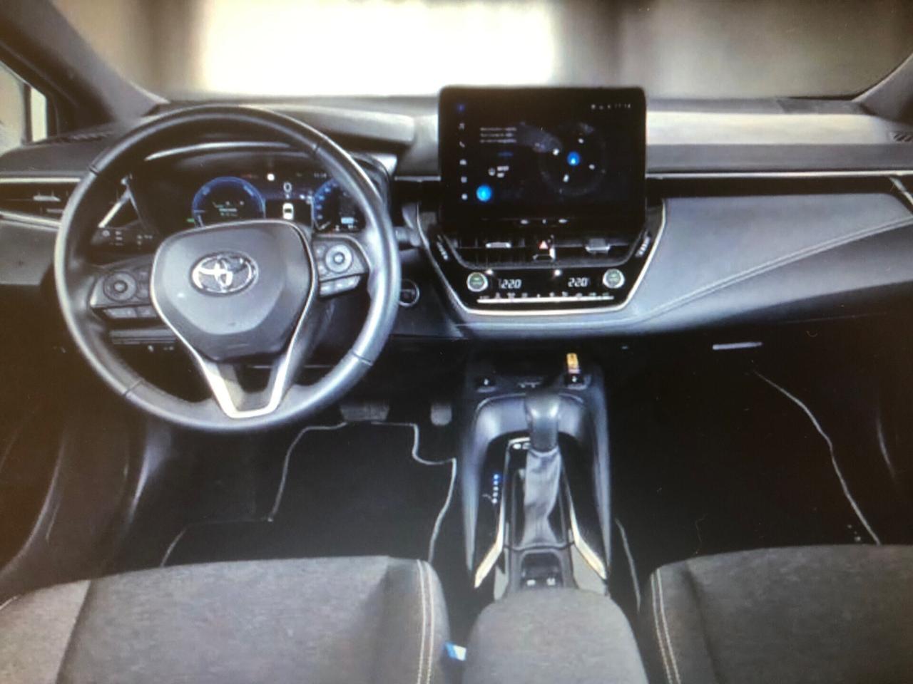 Toyota Corolla Active 1.8 Hybrid Touring Sports