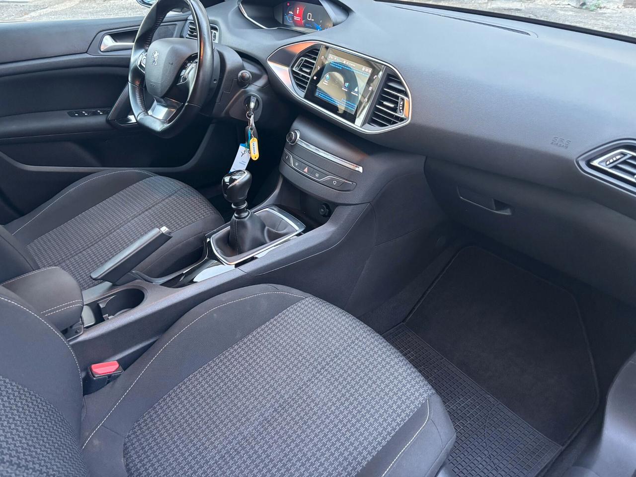 Peugeot 308 BlueHDi 130 S&S Allure Pack